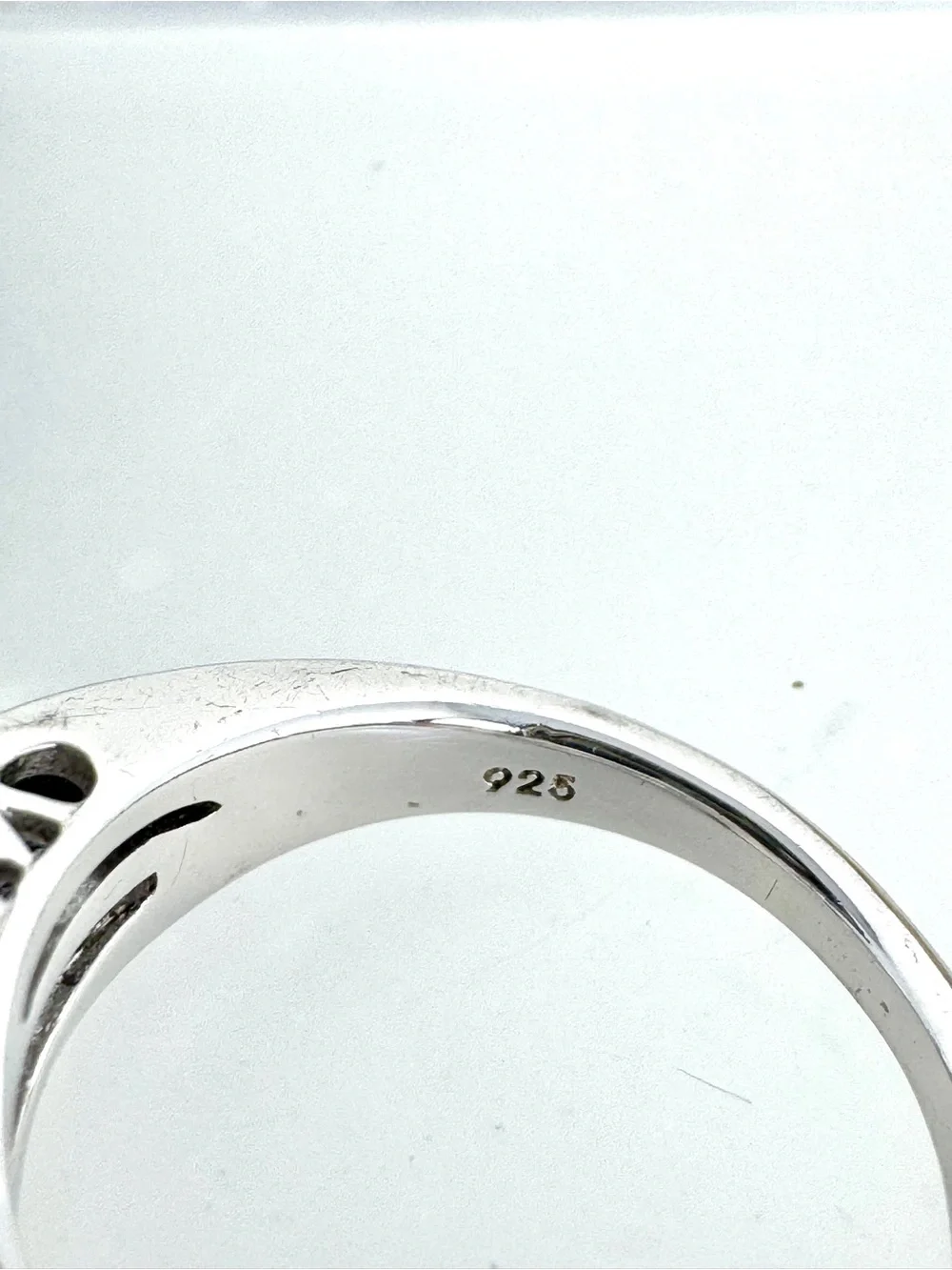 Vintage SUN 925 Sterling Silver Black & White Diamond Crossover Infinity Size 7